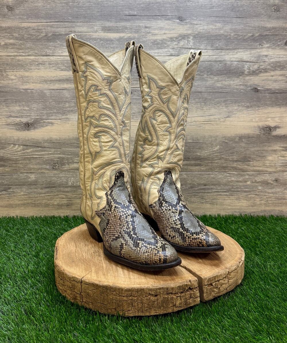 Larry Mahan Women - Size 8B - Vintage Cream/Gray Snake Cowboy Boots Style L7552